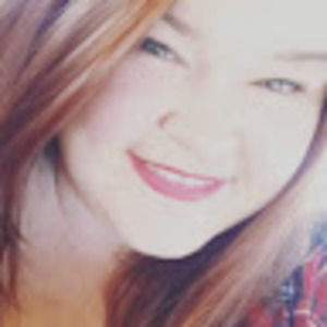 Meet your Posher, Katelyn